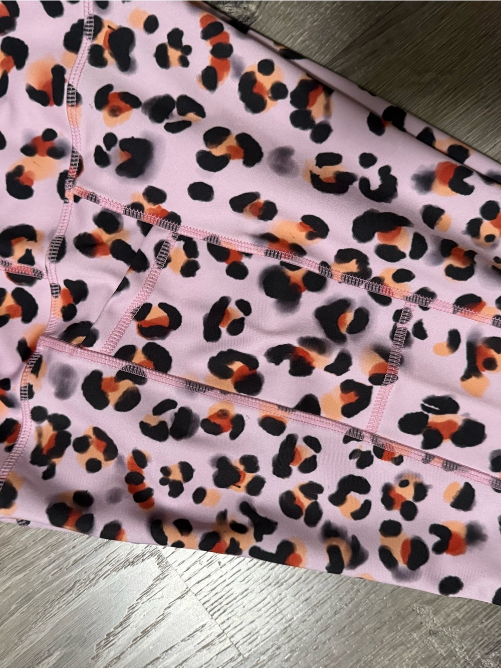 High-Rise Pink Leopard Print Leggings - Picture 7 of 7